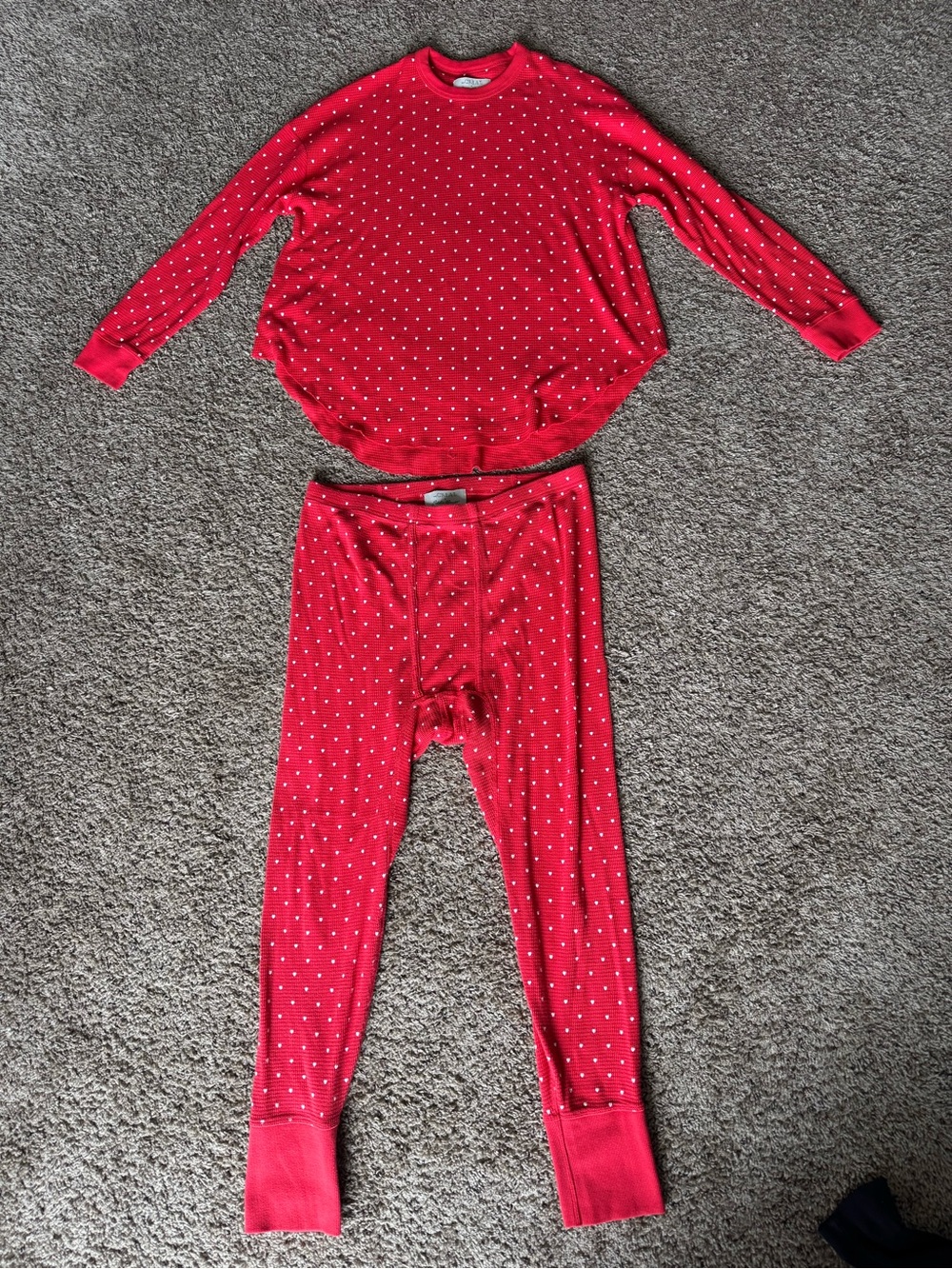 Eddie Bauer + The GREAT collab pajama set red with white hearts, size medium